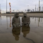 Opera Cement Eclipses di Isaac Cordal